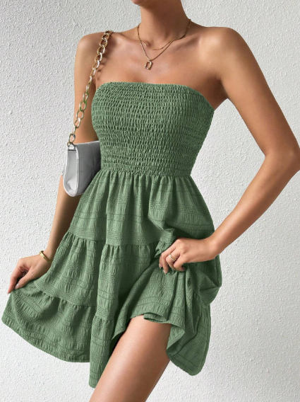 SHEIN LUNE Solid Color Ruffles Hem Strapless Dress