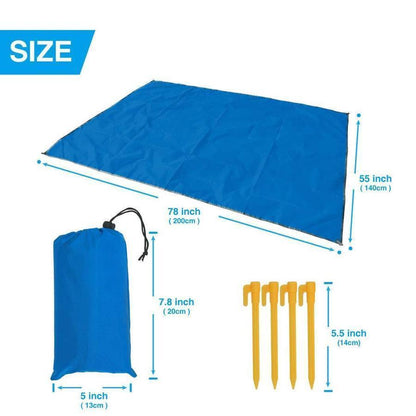 Lightweight sandless beach mat