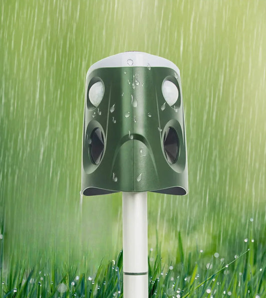 360° Animal Repellent Deterrent – 3-in-1 Ultrasonic, Motion Sensor & Flash Light Pest Control